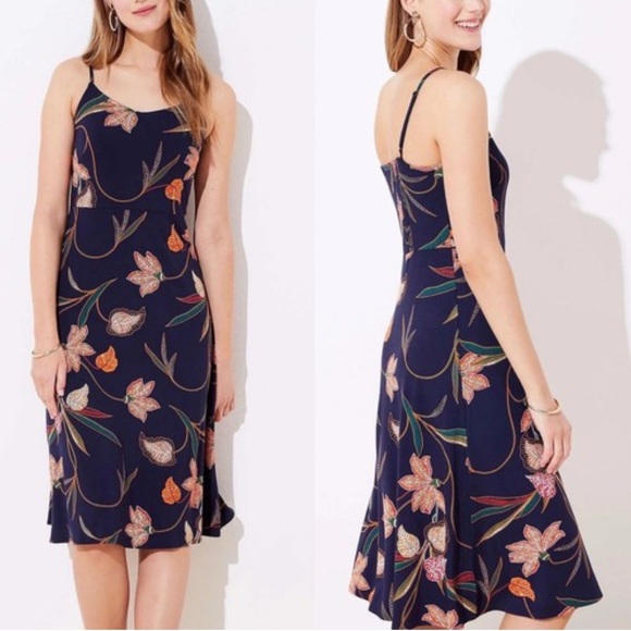 LOFT Dresses & Skirts - EUC Loft Floral Navy Smocked Back Strappy
Midi Dress Size 4 Floral Sleeveless